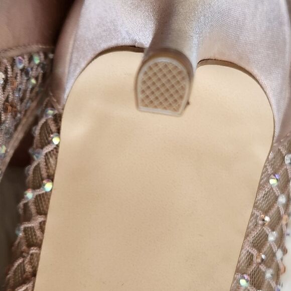 Jewel badgley Mischka mesh jeweled floria evening shoes - Picture 6 of 13
